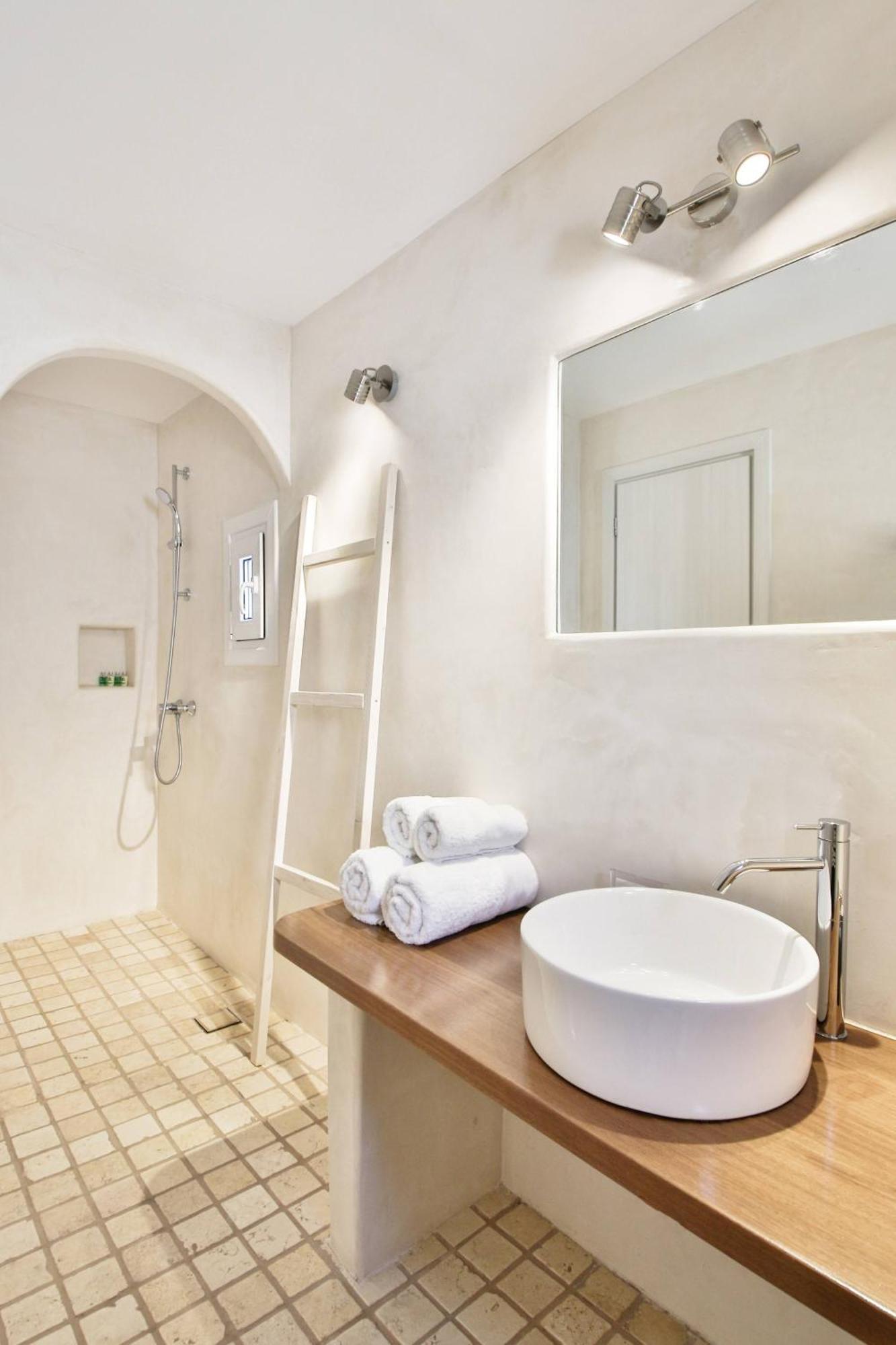 Baba * Houlakia (Mykonos)